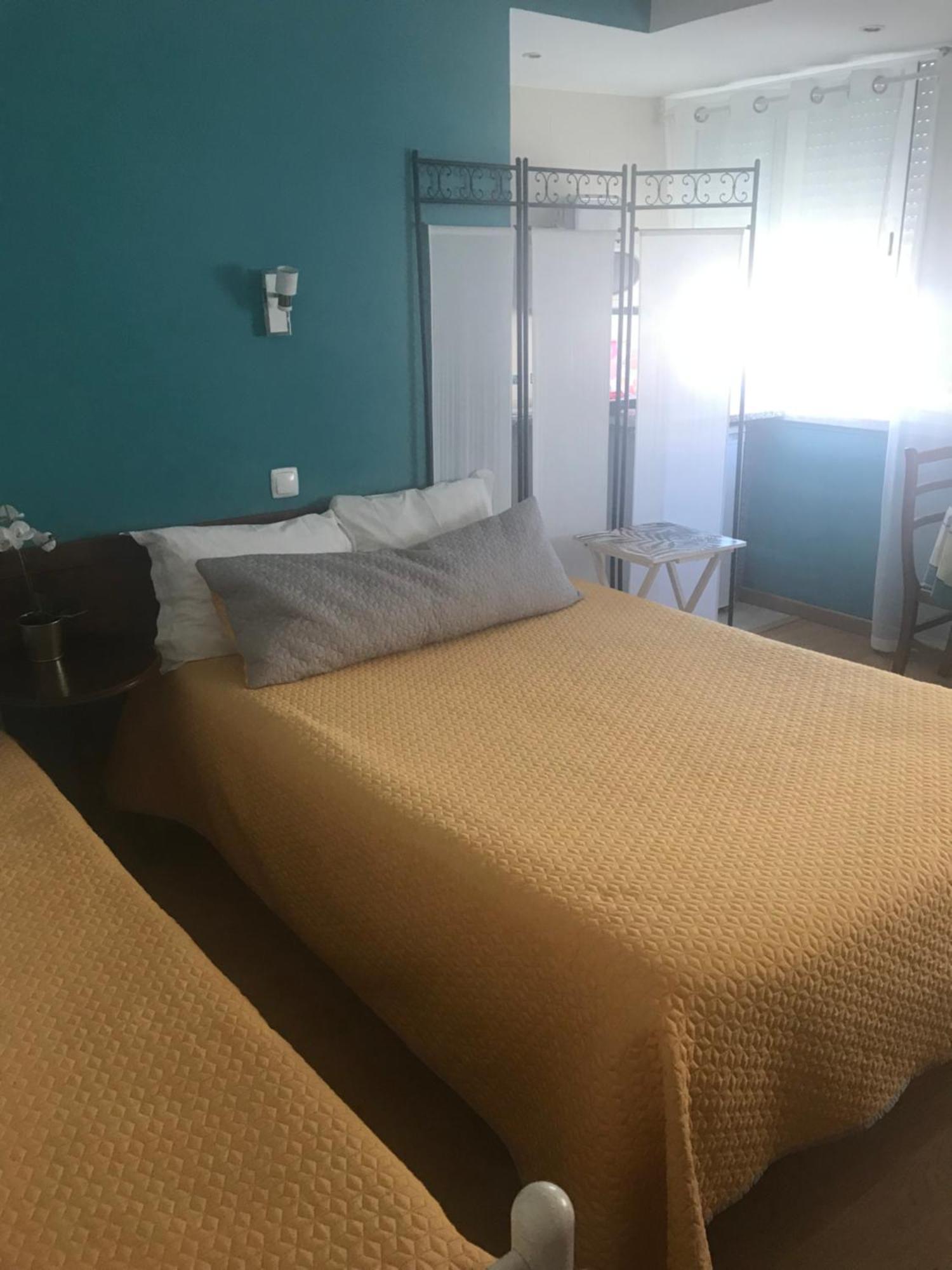 Hospedaria Bernardo Ericeira Eksteriør billede