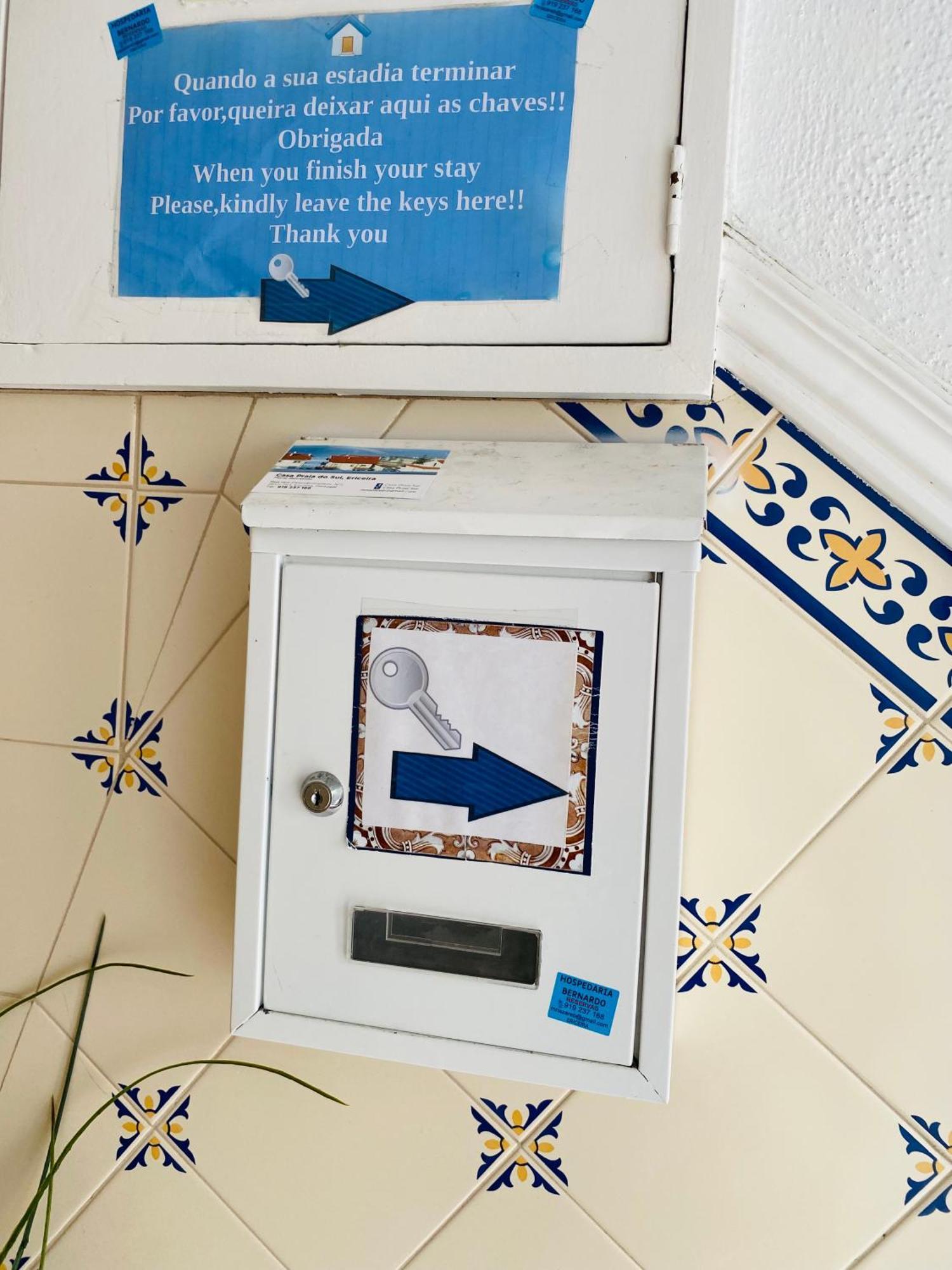 Hospedaria Bernardo Ericeira Eksteriør billede