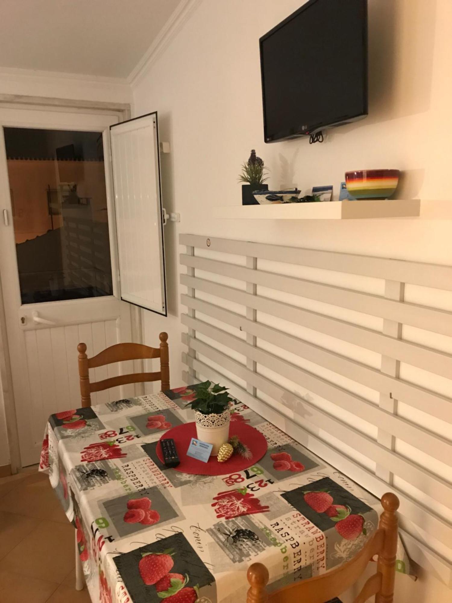 Hospedaria Bernardo Ericeira Eksteriør billede