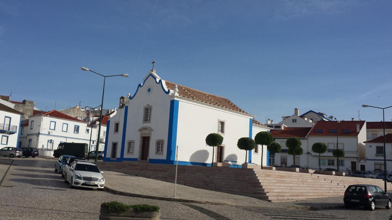 Hospedaria Bernardo Ericeira Eksteriør billede